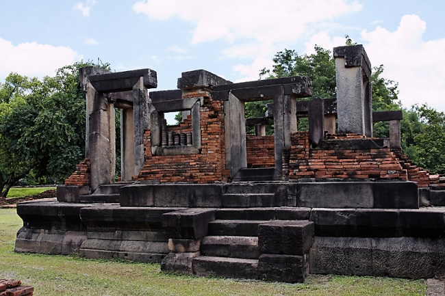 43-Prasat Muang Khaek-021